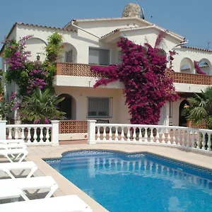 villa-sol-empuriabrava.catalonia-hotels.com/